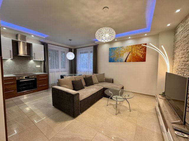 Eladó téglalakás, Debrecenben 84.99 M Ft, 2+1 szobás