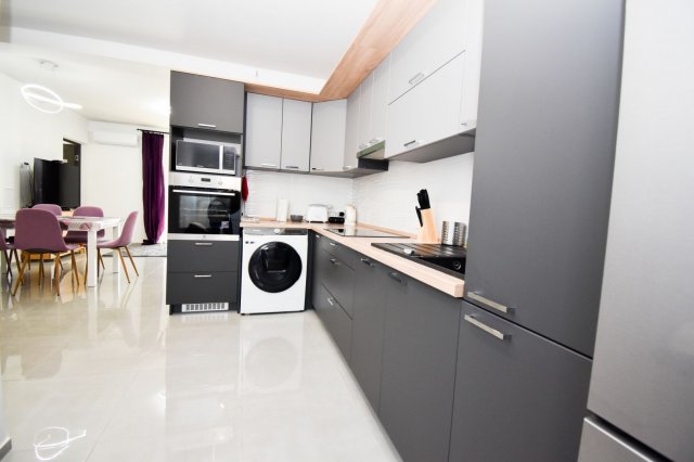 Kiadó családi ház, albérlet, Debrecenben 380 E Ft / hó