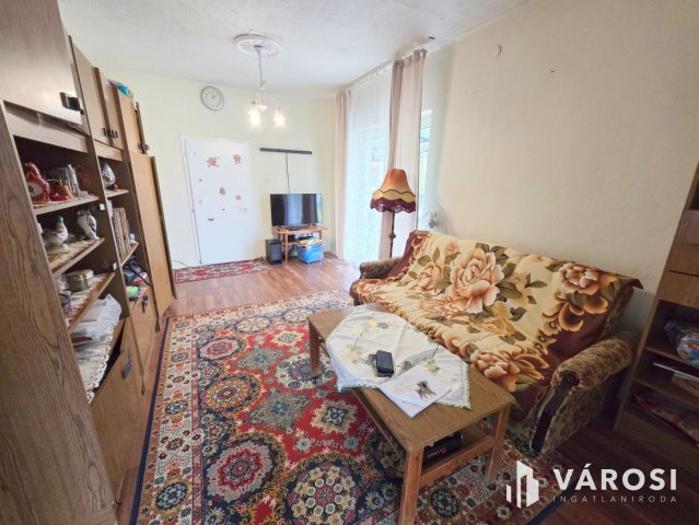 Eladó családi ház, Szigethalmon 59.99 M Ft, 3 szobás