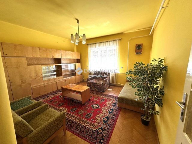 Eladó családi ház, Szegváron 29.9 M Ft, 4 szobás