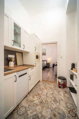 Kiadó téglalakás, albérlet, I. kerületben, Attila úton