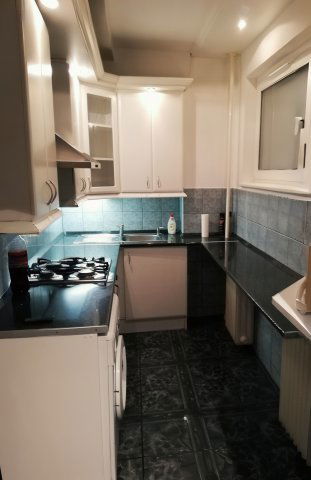 Eladó panellakás, Dunaújvárosban 34.9 M Ft, 2 szobás