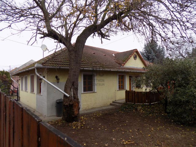 Eladó családi ház, Gyömrőn 99 M Ft, 4 szobás