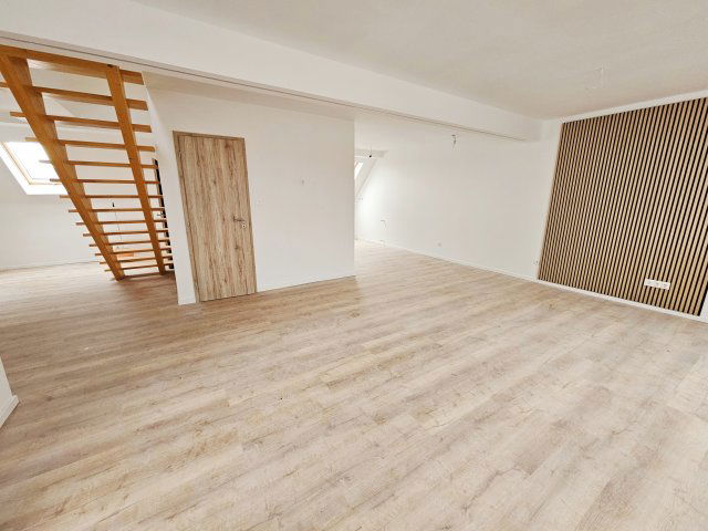 Eladó téglalakás, Vecsésen 99 M Ft, 4 szobás