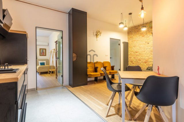 Eladó téglalakás, Budapesten, VII. kerületben 95 M Ft, 2 szobás