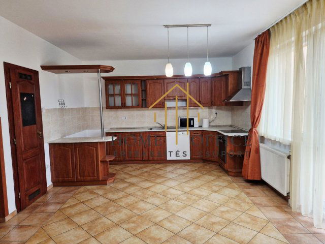 Eladó sorház, Debrecenben 125 M Ft, 6 szobás