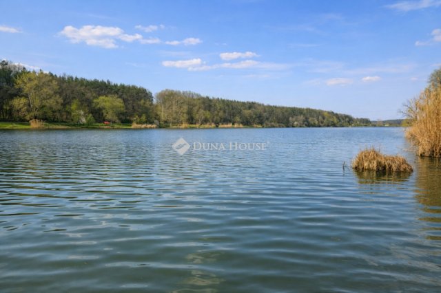 Eladó nyaraló, Gombán 19.9 M Ft, 2 szobás / költözzbe.hu