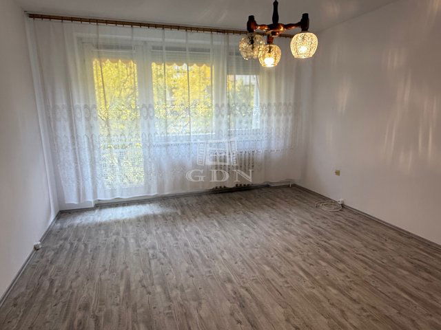 Kiadó panellakás, albérlet, Kecskeméten 120 E Ft / hó, 1 szobás