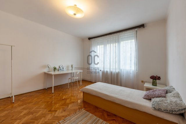 Eladó téglalakás, Budapesten, XI. kerületben, Karolina úton