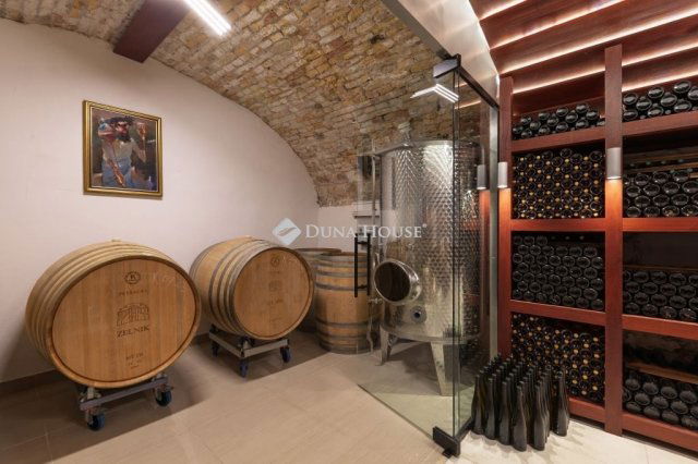 Kiadó iroda, Budapesten, III. kerületben 6608 E Ft / hó