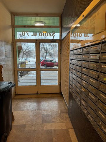 Eladó panellakás, Budapesten, III. kerületben 77 M Ft, 2 szobás