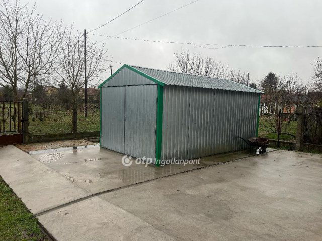 Eladó családi ház, Újszilváson 44.9 M Ft, 3 szobás