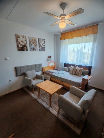 Kiadó panellakás, albérlet, Pécsett 150 E Ft / hó, 2 szobás