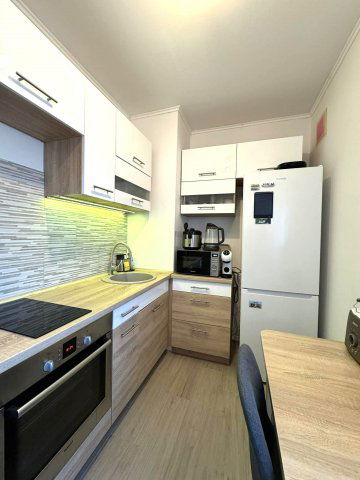 Eladó panellakás, Pécsett, Szabadság utcában 56.9 M Ft