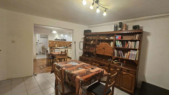 Eladó családi ház, Sóskúton 58 M Ft, 3 szobás