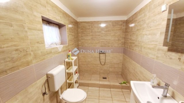 Eladó családi ház, Nagykőrösön 33 M Ft, 3 szobás