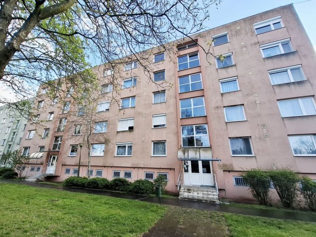 Eladó panellakás, Miskolcon 35.9 M Ft, 2 szobás