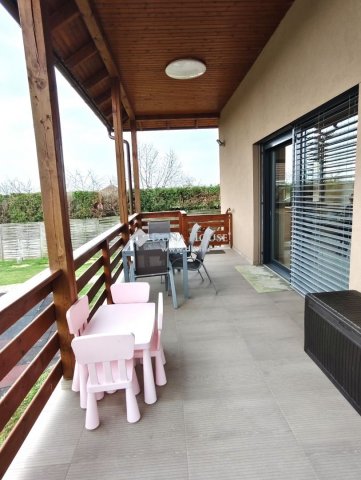 Eladó családi ház, Kőszegen 165 M Ft, 5 szobás