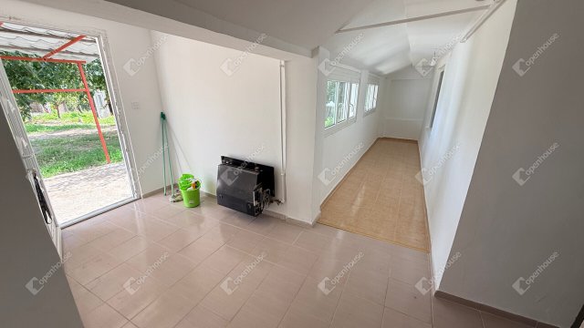 Eladó családi ház, Pándon 28 M Ft, 3 szobás