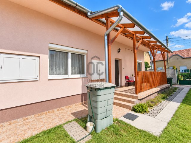 Eladó családi ház, Budapesten, XV. kerületben 58.9 M Ft