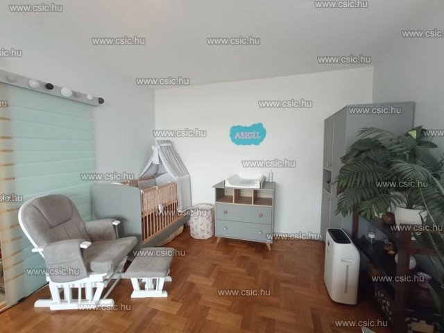 Eladó téglalakás, Budapesten, II. kerületben 95 M Ft, 2 szobás
