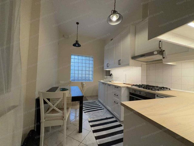 Kiadó téglalakás, albérlet, Tatán 220 E Ft / hó, 2 szobás