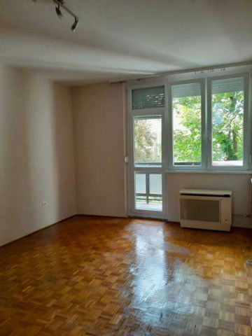 Eladó téglalakás, Békéscsabán 32.9 M Ft, 2 szobás