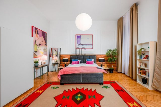 Eladó téglalakás, Budapesten, VI. kerületben 150 M Ft, 4 szobás