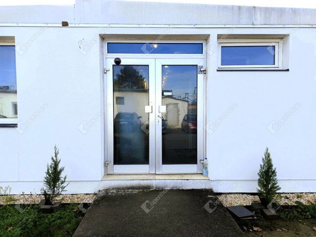 Eladó ipari ingatlan, Szegeden 54.9 M Ft / költözzbe.hu