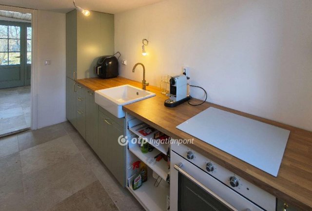 Eladó családi ház, Kapolyon 52.9 M Ft, 2 szobás