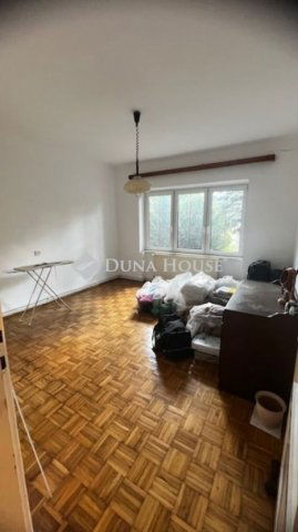 Eladó ikerház, Sárbogárdon 65.9 M Ft, 5 szobás