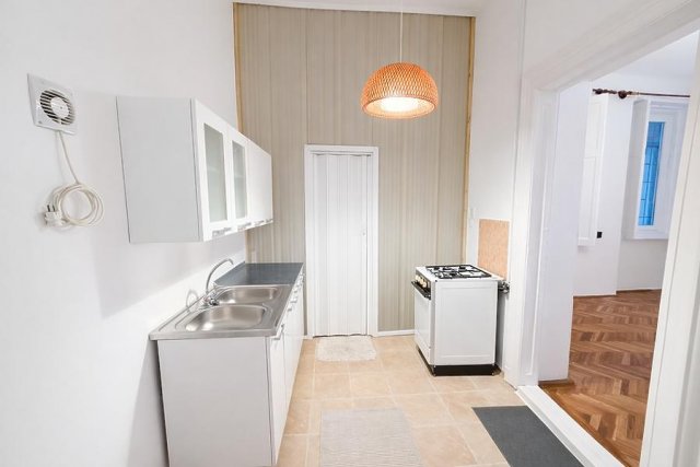 Eladó téglalakás, IV. kerületben, Berzeviczy Gergely utcában