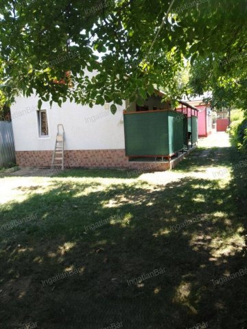 Eladó nyaraló, Hajdúszoboszlón 49 M Ft, 5 szobás