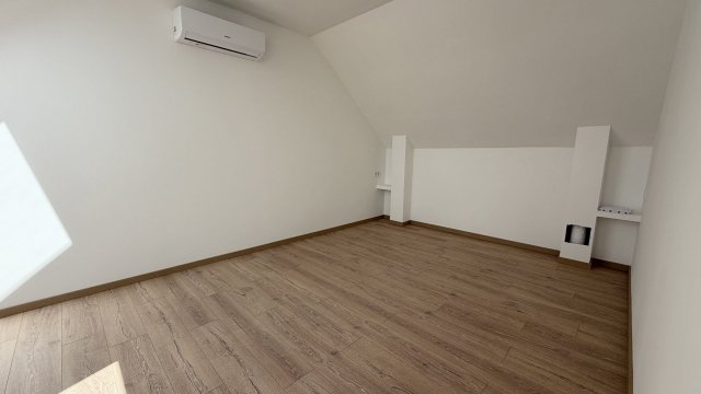 Eladó ikerház, Hajdúszoboszlón 91.99 M Ft, 4 szobás