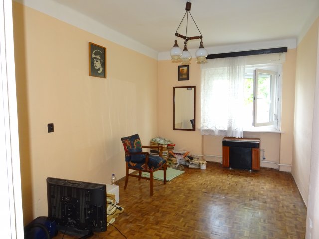 Eladó családi ház, Szombathelyen 44.9 M Ft, 2 szobás