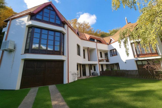 Eladó ikerház, Budapesten, II. kerületben 180 M Ft, 4 szobás