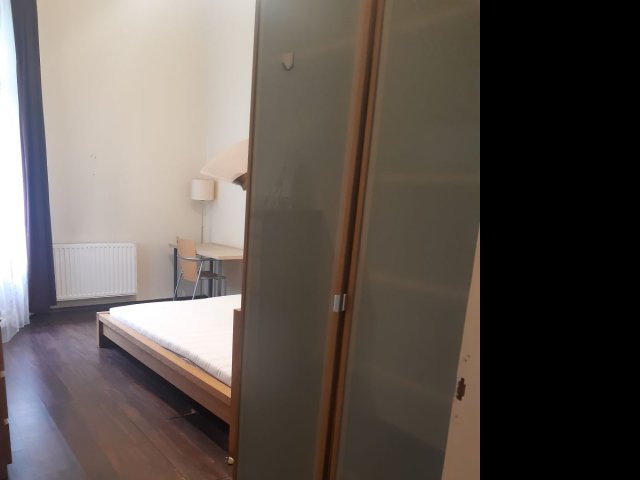 Kiadó téglalakás, albérlet, V. kerületben, Váci utcában