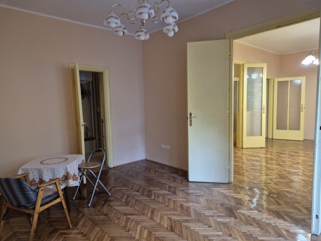 Eladó téglalakás, Budapesten, XIV. kerületben, Francia úton