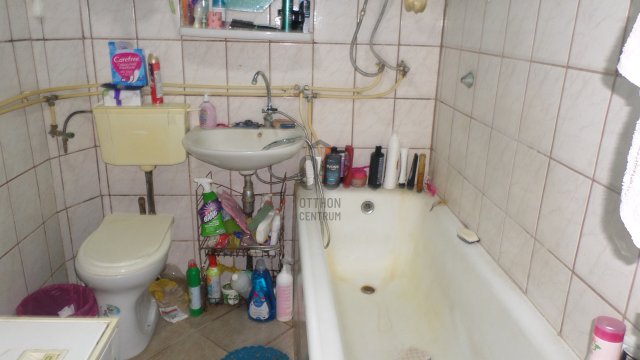 Eladó családi ház, Tiszaszentimrén 19.1 M Ft, 2 szobás