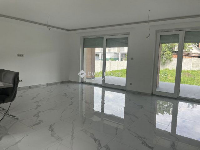 Eladó családi ház, Fóton 155 M Ft, 5 szobás