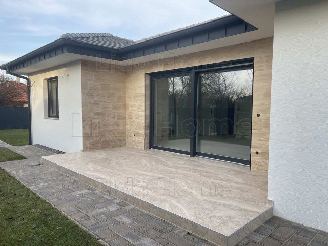 Eladó családi ház, Siófokon 218 M Ft, 4 szobás