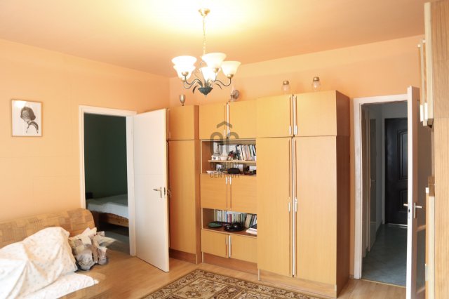 Eladó téglalakás, Szombathelyen 42 M Ft, 2 szobás
