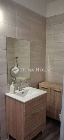 Eladó családi ház, Székesfehérvárott 55.5 M Ft, 2 szobás