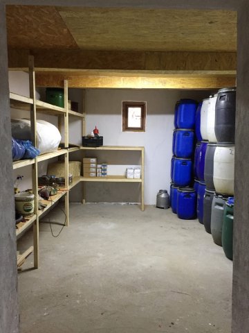 Eladó családi ház, Komádiban, Fő utcában 10 M Ft, 4 szobás