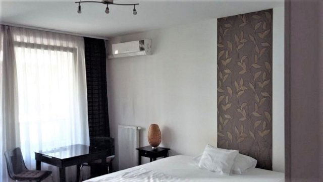 Kiadó téglalakás, albérlet, VIII. kerületben, Corvin sétányon