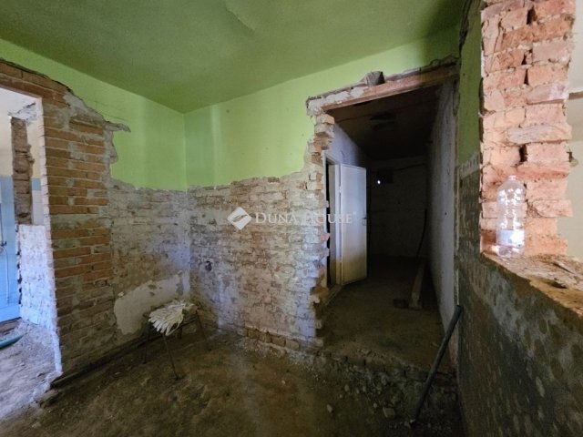 Eladó családi ház, Kistótfalun 21.9 M Ft, 4 szobás