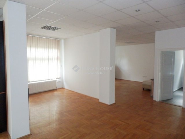 Eladó iroda, Budapesten, XI. kerületben 170.17 M Ft