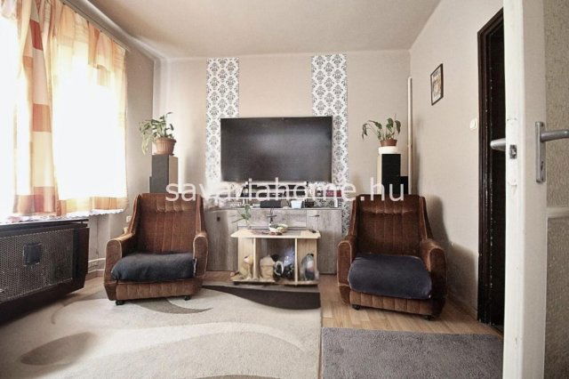 Eladó családi ház, Szombathelyen 58 M Ft, 4 szobás