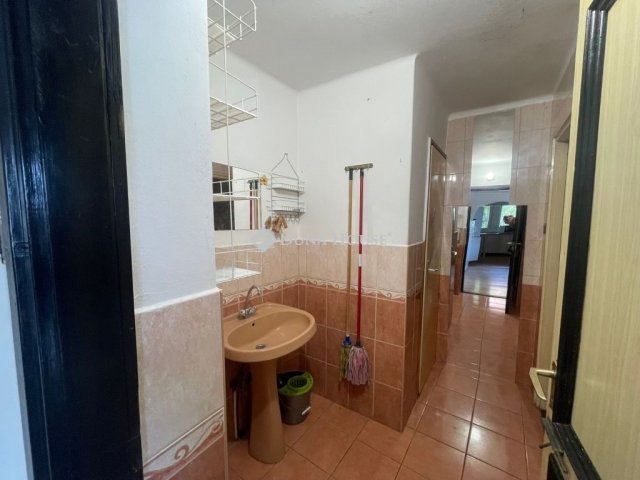 Eladó családi ház, Hatvanban 88 M Ft, 6 szobás