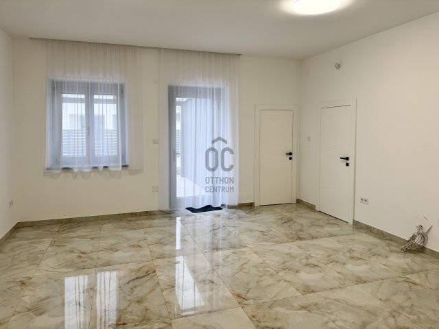 Kiadó családi ház, albérlet, Hajdúböszörményen 450 E Ft / hó